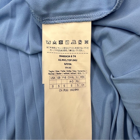 MaxMara Fatuo Pleated Top in Blue Sz Sm - Picture 10 of 11